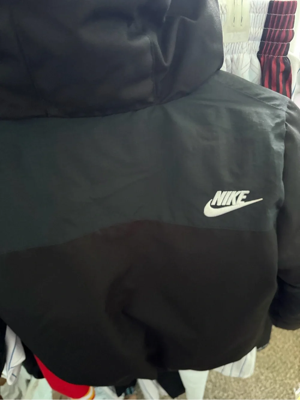 Nike Black Hooded Puffer Jacket with White Logo for kids size 7